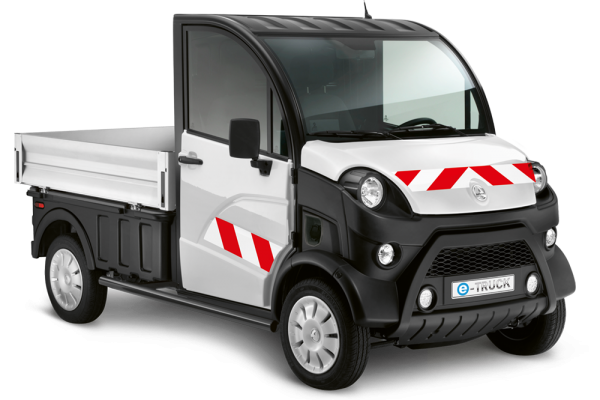 Führerscheinfreies AIXAM-Fahrzeug E-TRUCK Frontansicht